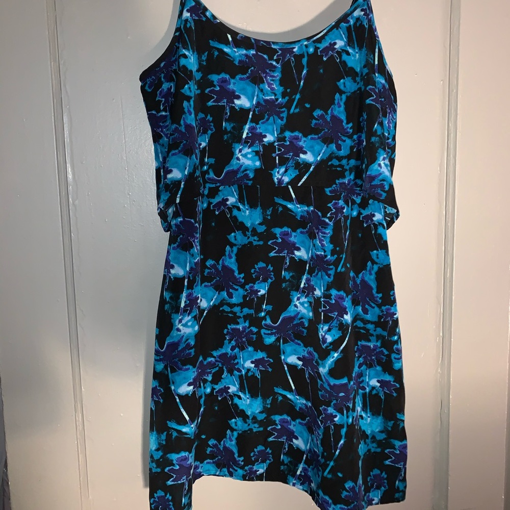 Lighting blue dress